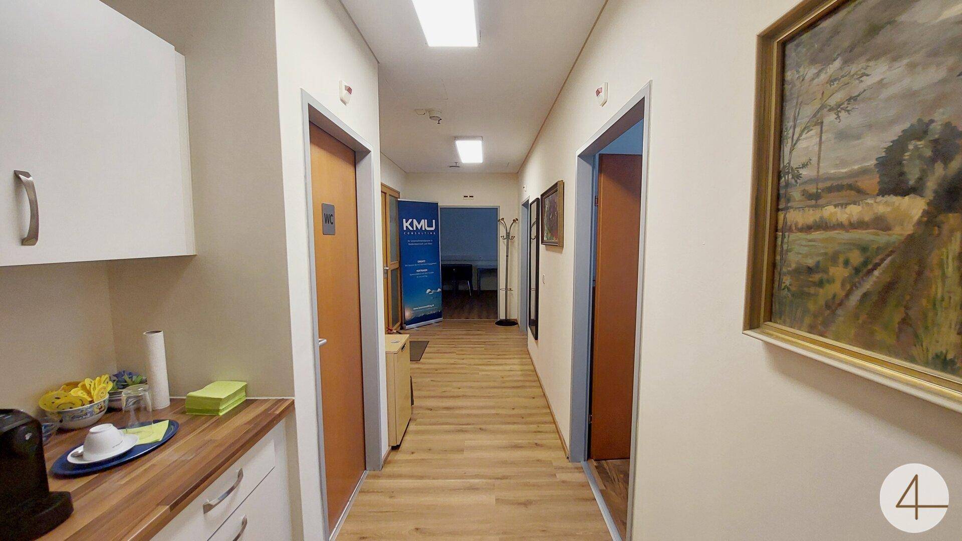 Attraktives Büro mit großen Fensterflächen - Ansicht 5