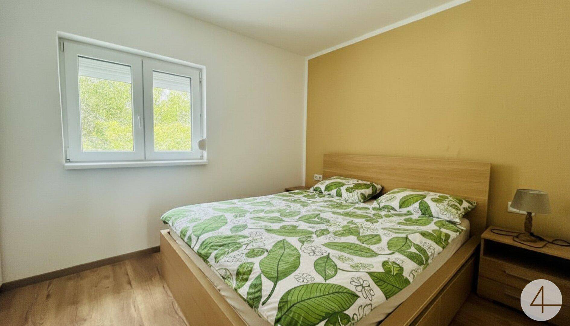 Zweifamilienhaus im Wienerwald - getrennte Wohneinheiten - Terrasse &amp; Garten - Niedrigenergiehaus mit Fußbodenheizung - Ansicht 3