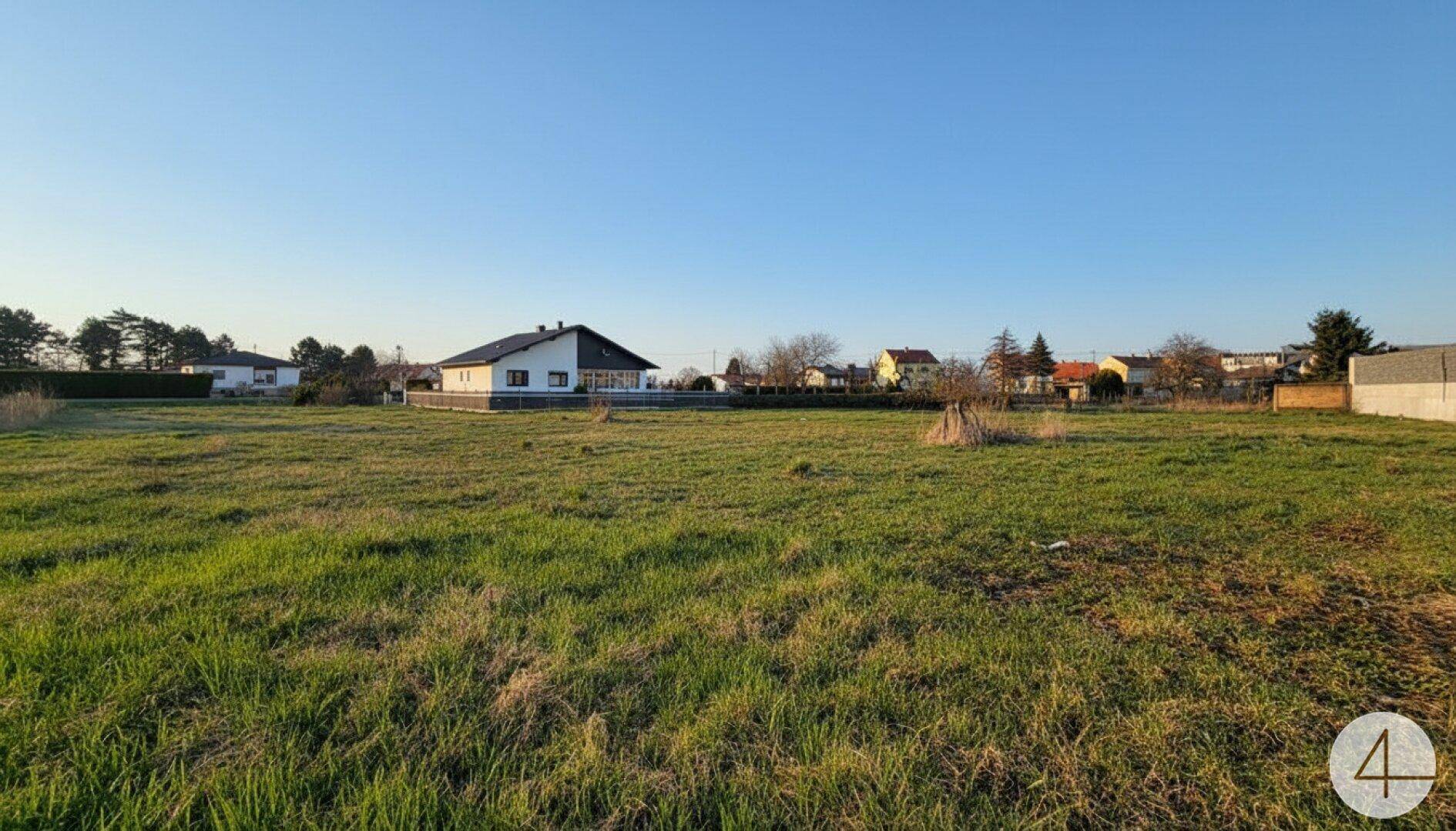 Familienfreundliches Baugrundstück für ihr Eigenheim - Ansicht 3