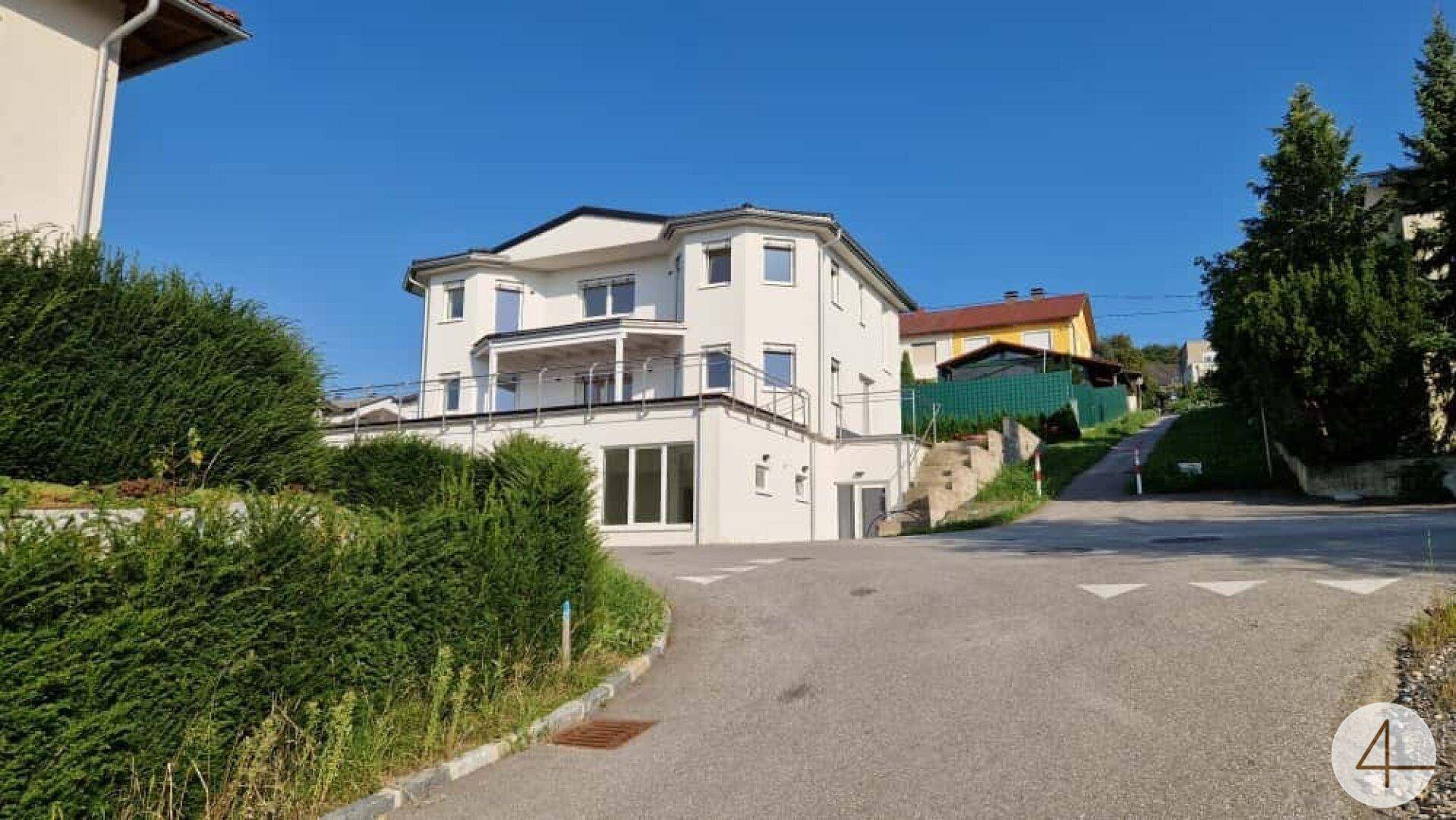 Einmalige Gelegenheit! 2 Häuser auf nebeneinanderliegenden Grundstücken - Ansicht 3