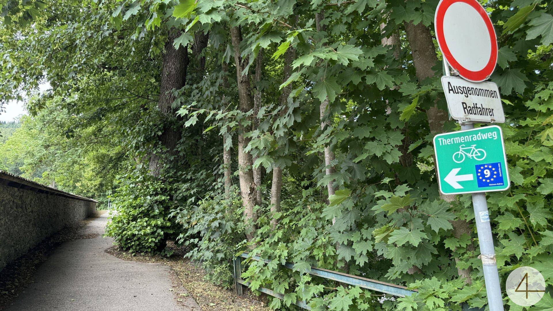 Ums Eck der Wanderweg