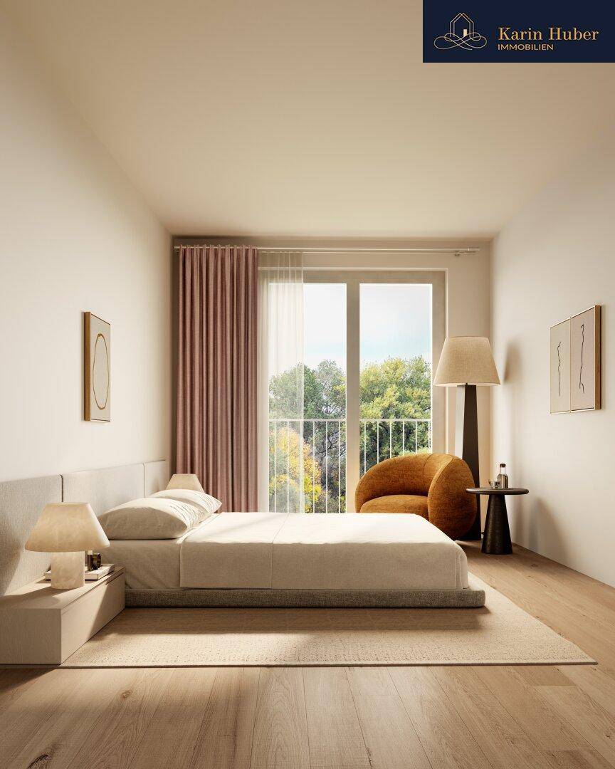 Helles Schlafzimmer mit Holzboden, großem Fenster und modernem Bett.