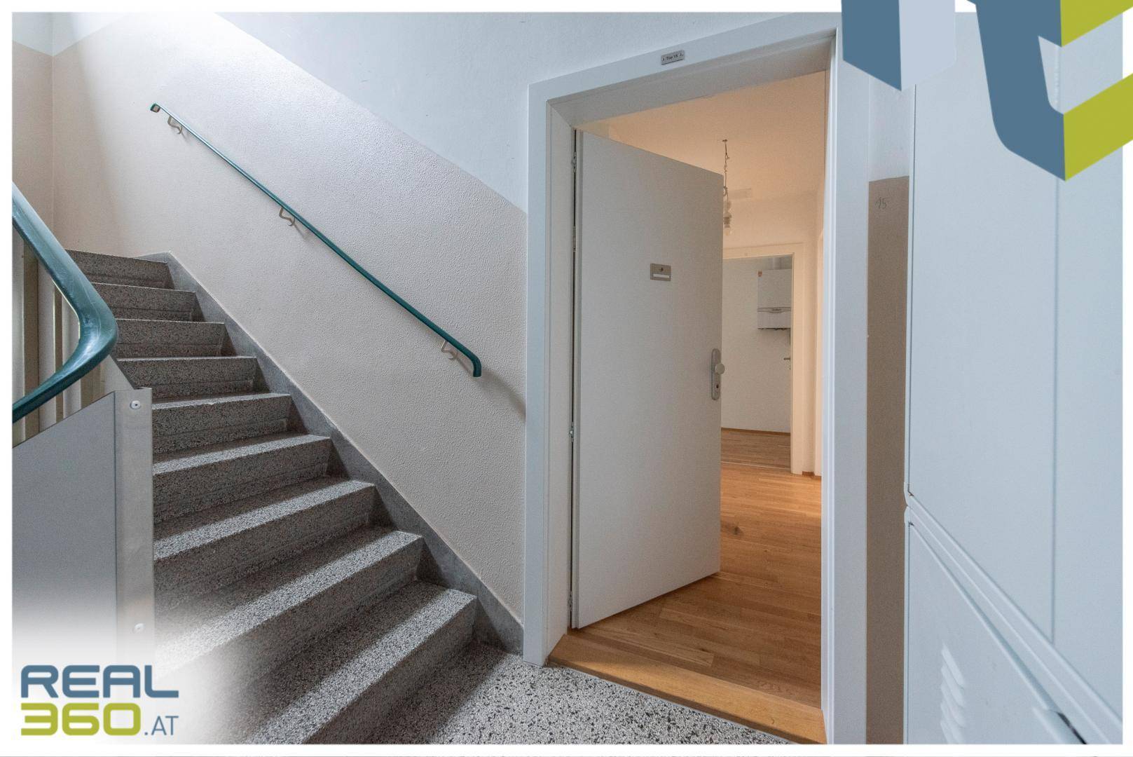 Eingang zur Wohnung im 1. Stock (ohne Lift)