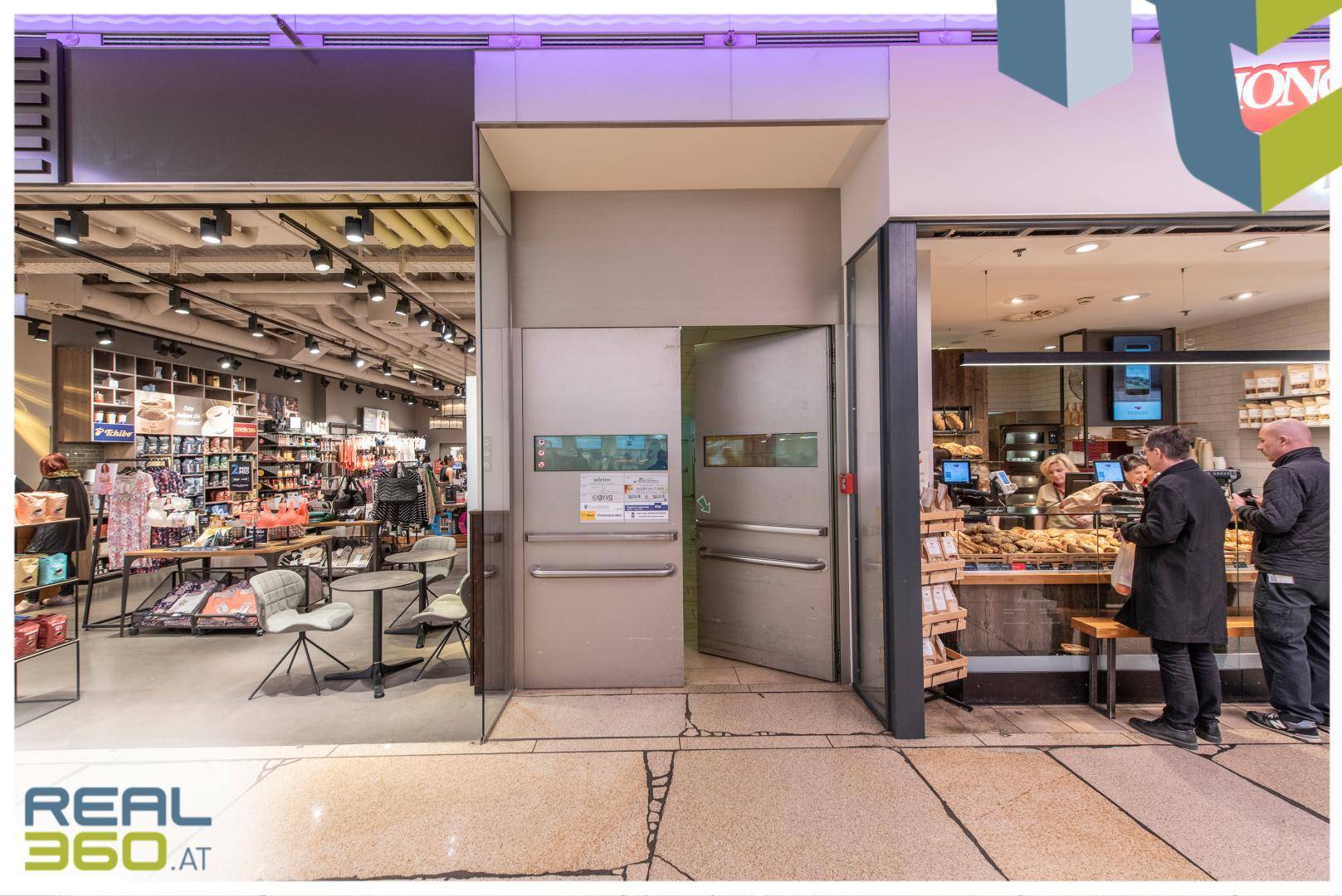Zugang zur Fläche vom Shopping Center aus