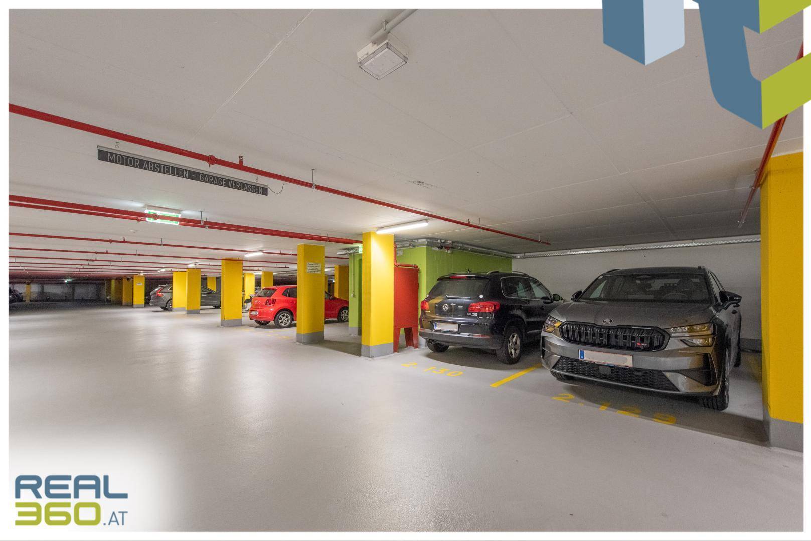 2 Tiefgaragenplätze