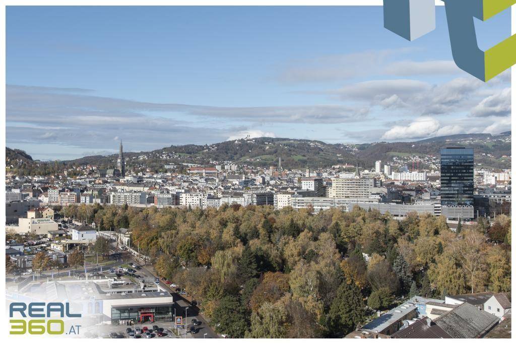 Aussicht Balkon/Loggia (17. OG)