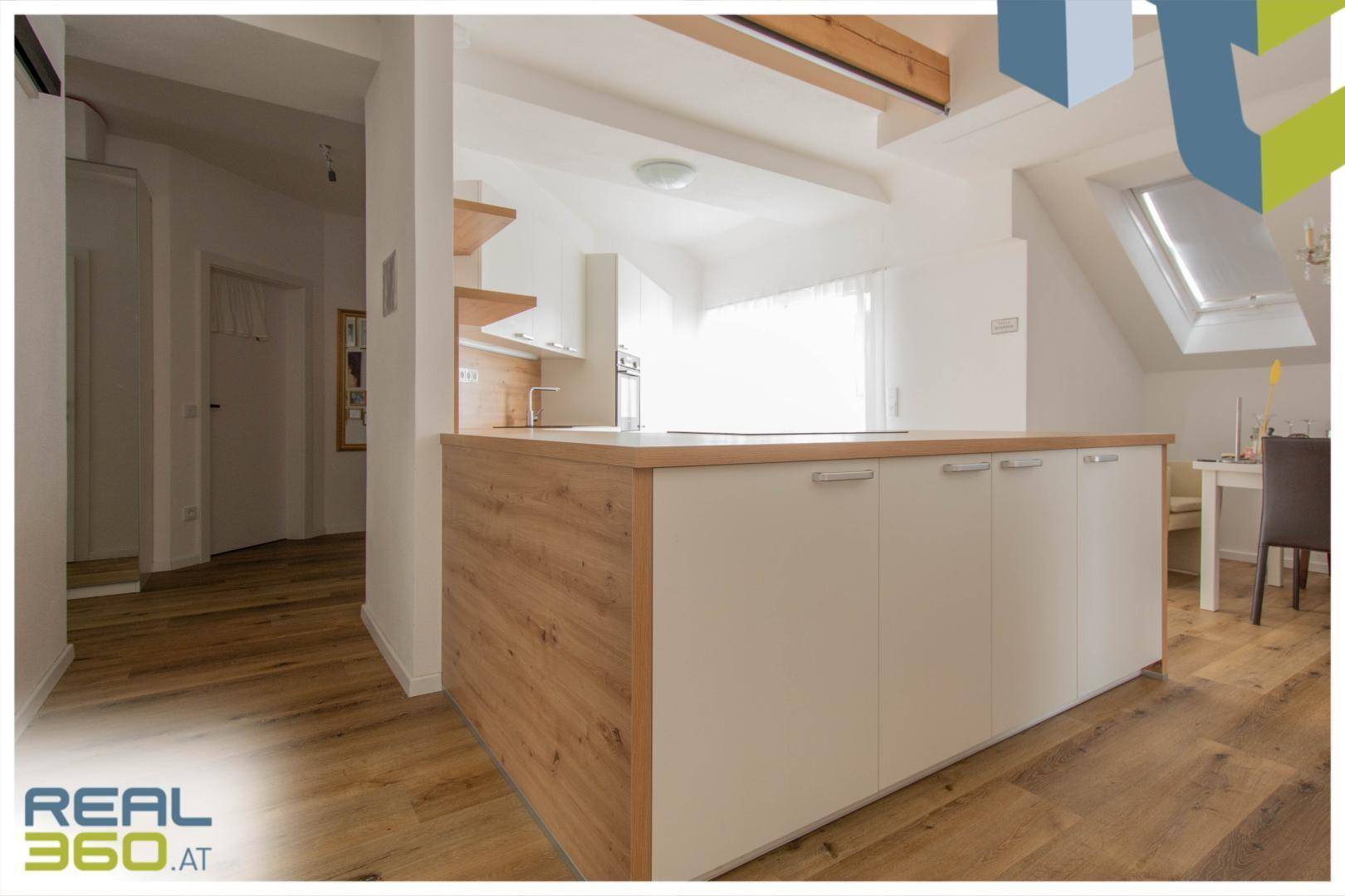 EDLE 4-Zimmer Dachgeschoßwohnung in Ruhelage mit Klimaanlage und SW-Fernblick! - Ansicht 4