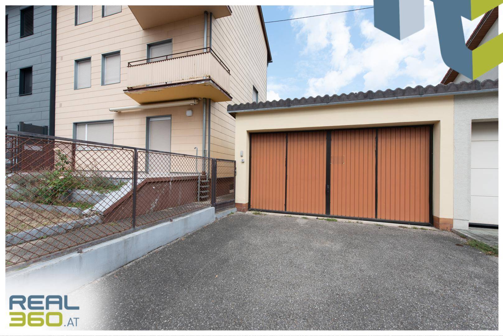 Garage 2