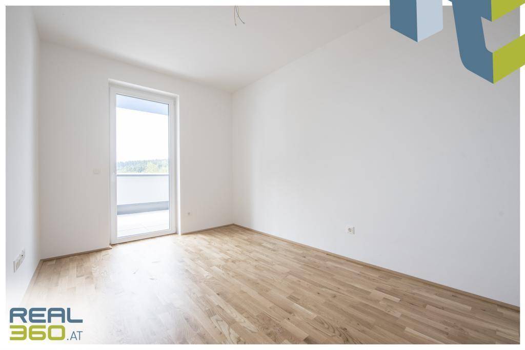 Schlafzimmer 3 mit Terrassenzugang Süd
