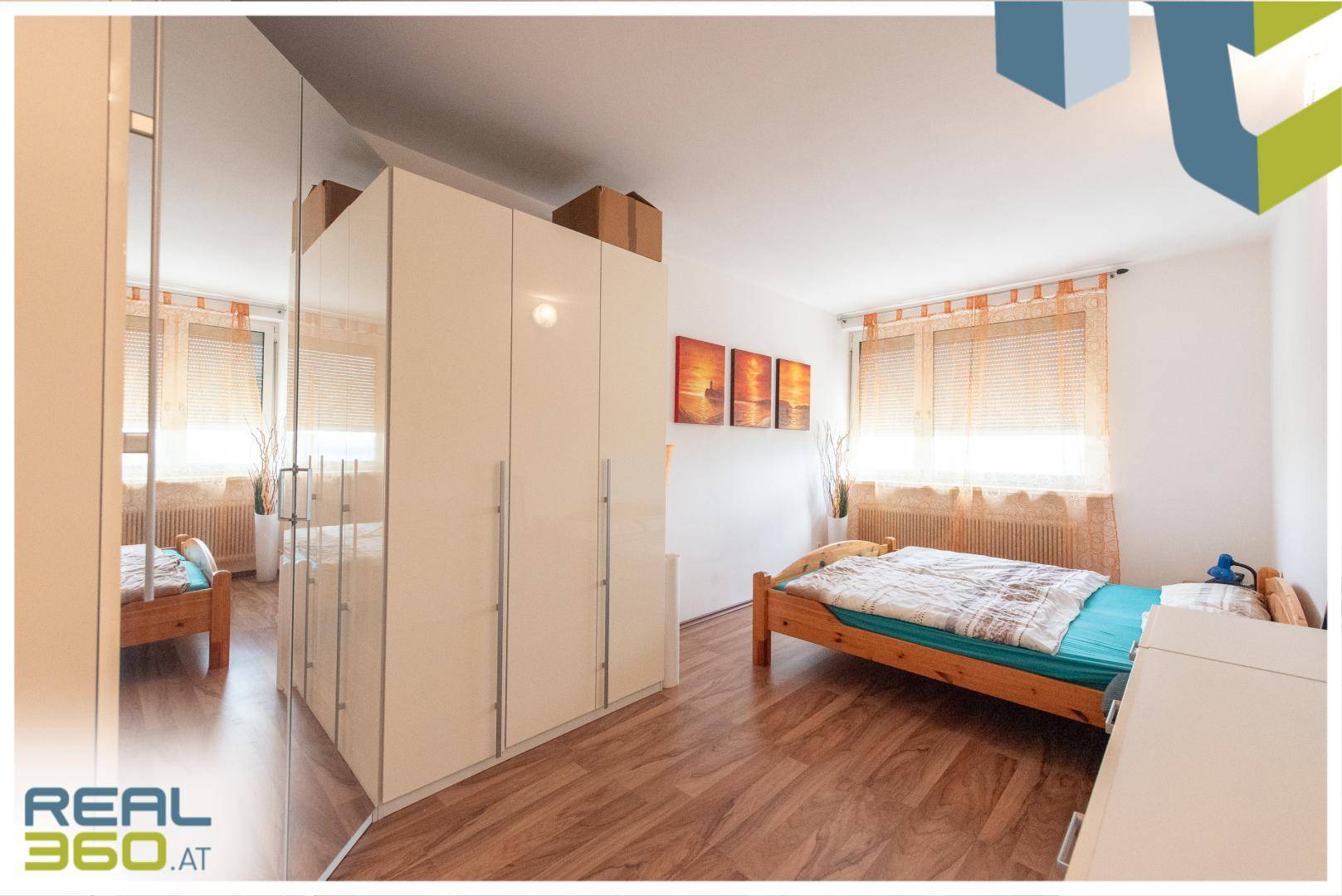Schlafzimmer 1