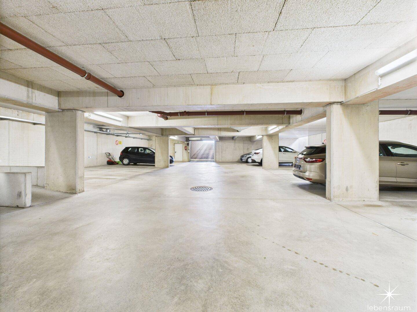 Tiefgarage.