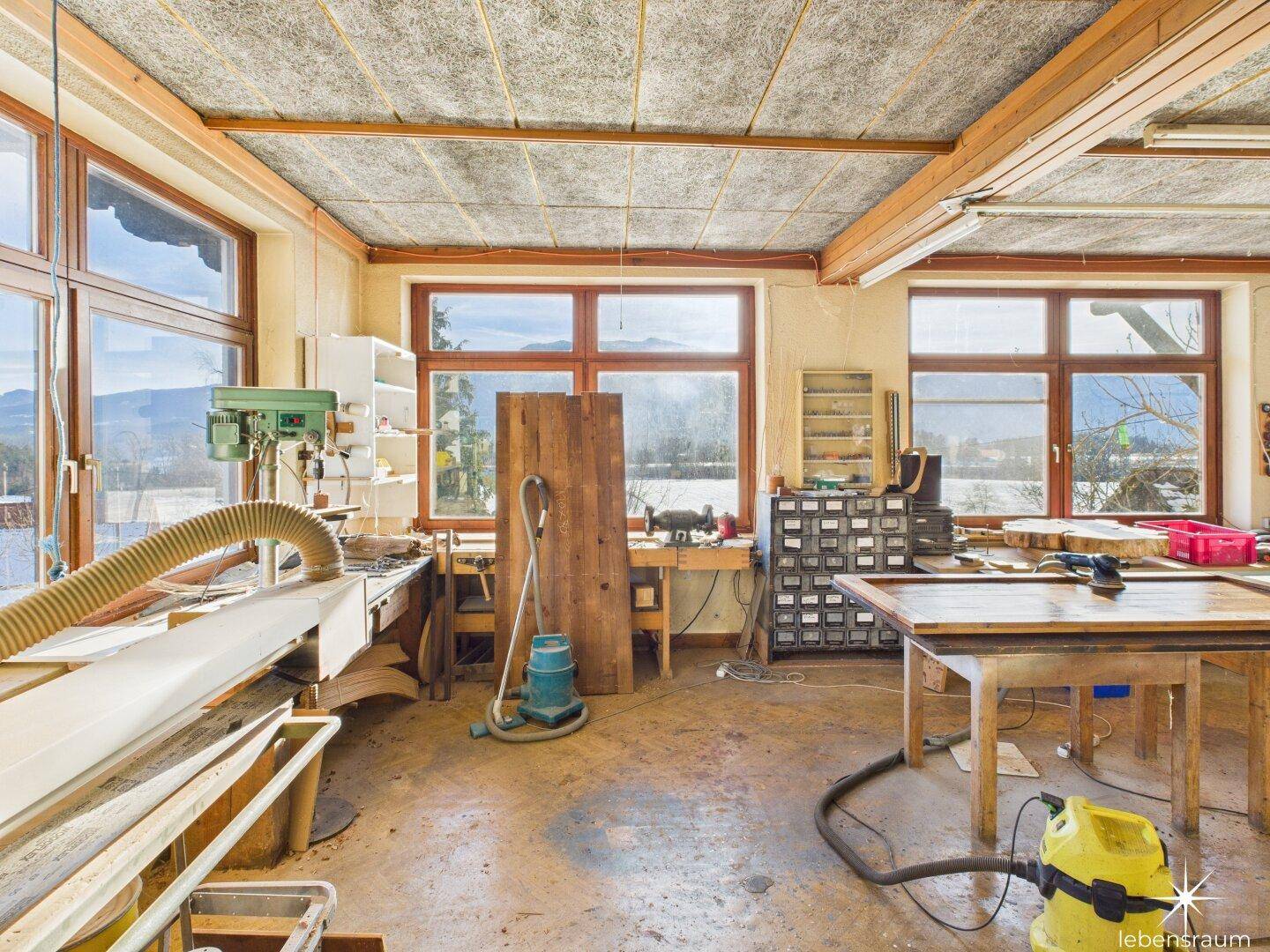 Nahe Seeboden am Millstätter See: Großzügiges Mehrparteienhaus. 260 m² Ausbaureserve. Investment mit Perspektive. - Ansicht 5