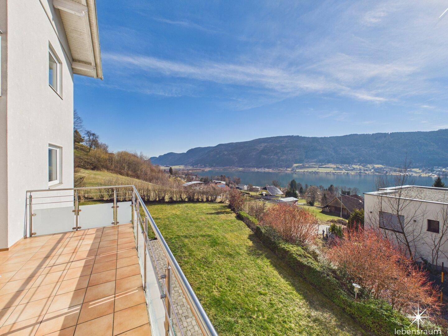 TRAUM SEEBLICK - großzügiges 11-Zimmer-Haus in Stiegl/Steindorf am Ossiachersee mit 2 Balkonen, 2 Terrassen. - Ansicht 4