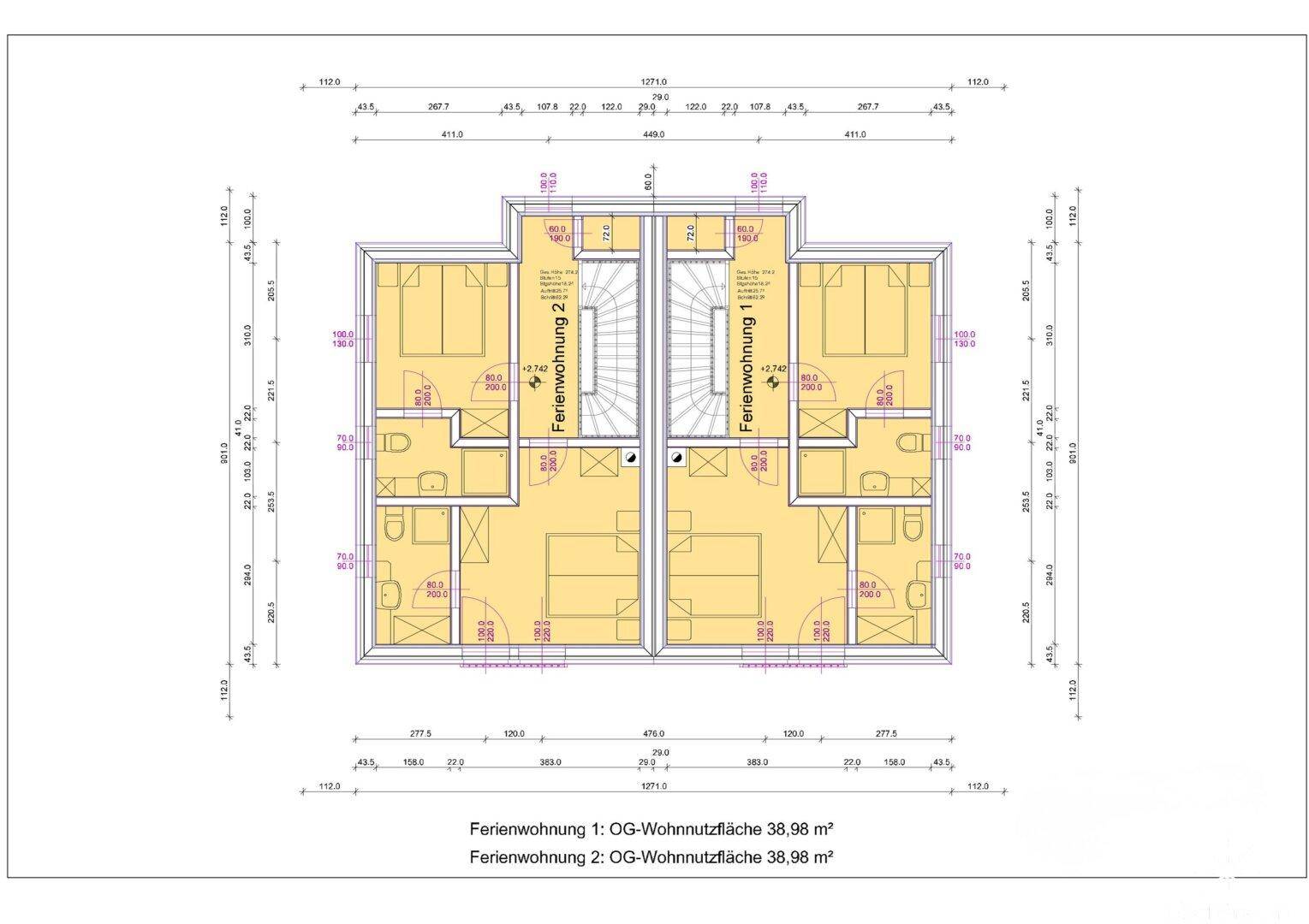 Grundriss des Obergeschosses mit zwei Ferienwohnungen, Schlafzimmern und Bädern.