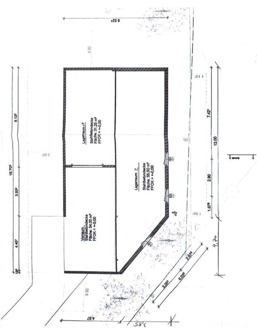 Handgezeichneter Grundriss des Nebengebäudes mit Lagerräumen und Abmessungen.