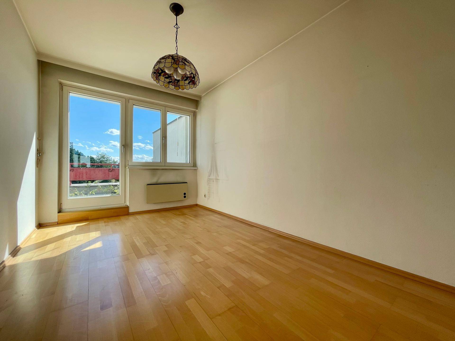 Zimmer 1 OG