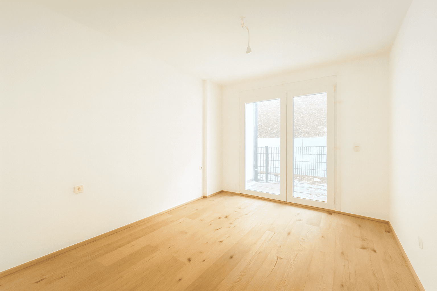 Schlafzimmer mit Zugang Terrasse