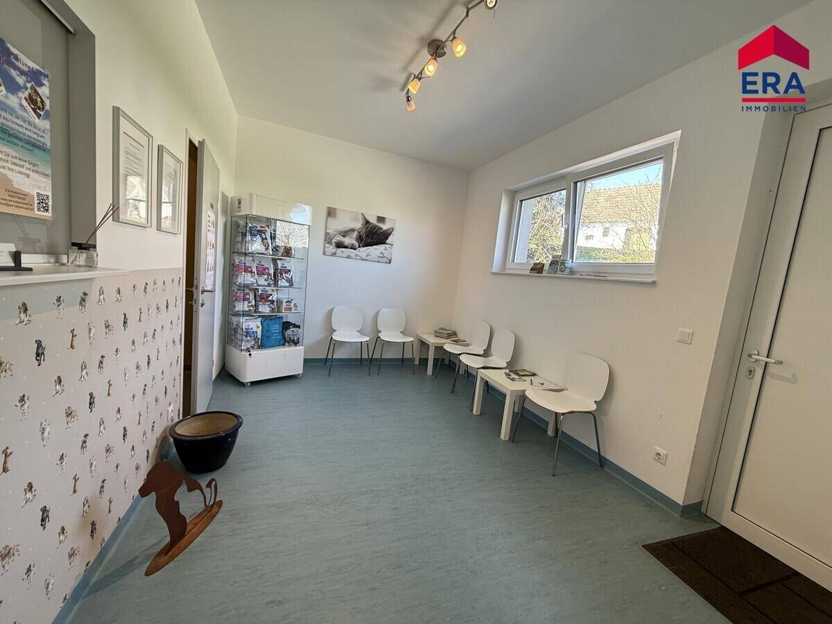 Moderne Praxisfläche mit vielfältigen Nutzungsmöglichkeiten im Zentrum von Bad Pirawarth – pohled 4