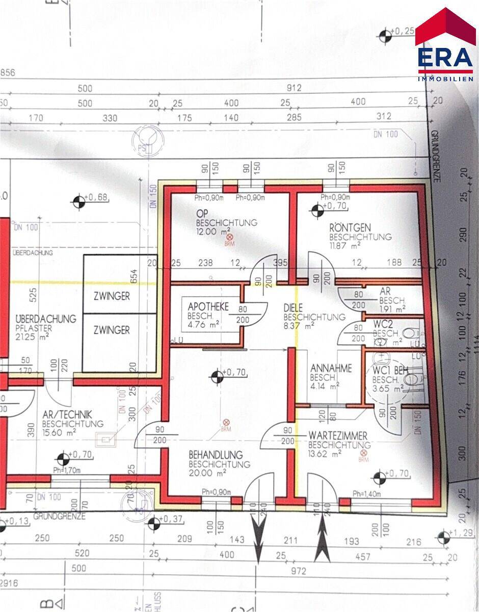 Detaillierter Grundrissplan mit verschiedenen Funktionsräumen und zwei Toiletten.