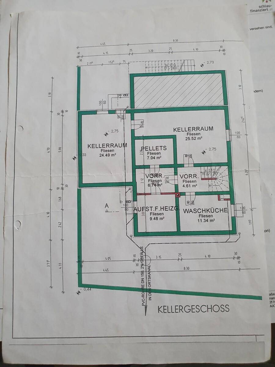 Grundriss des Kellergeschosses mit mehreren Kellerräumen und Waschküche.