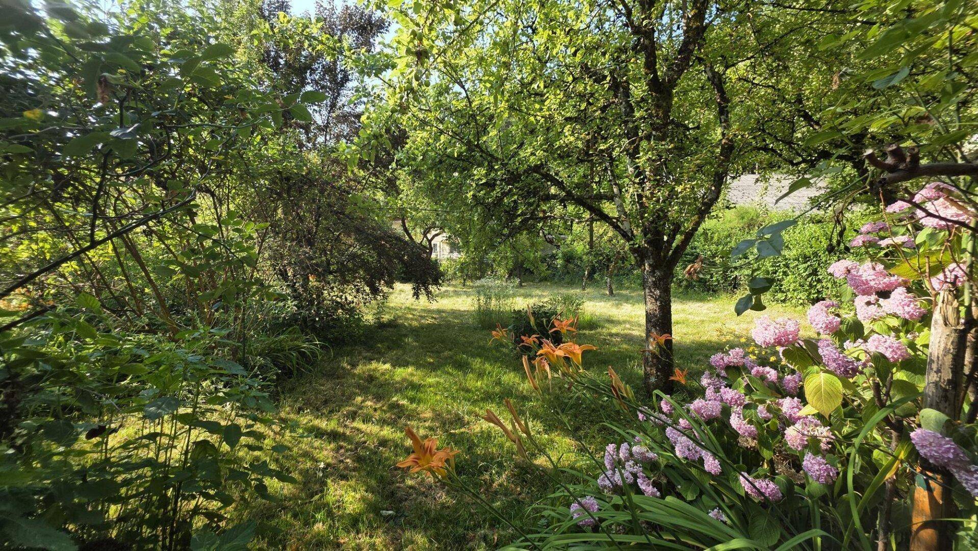 Baugrundstück mit Altbestand in ruhiger Lage in Grödig – další