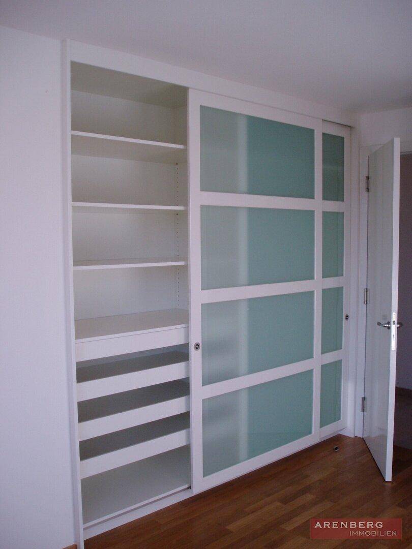 Einbauschrank