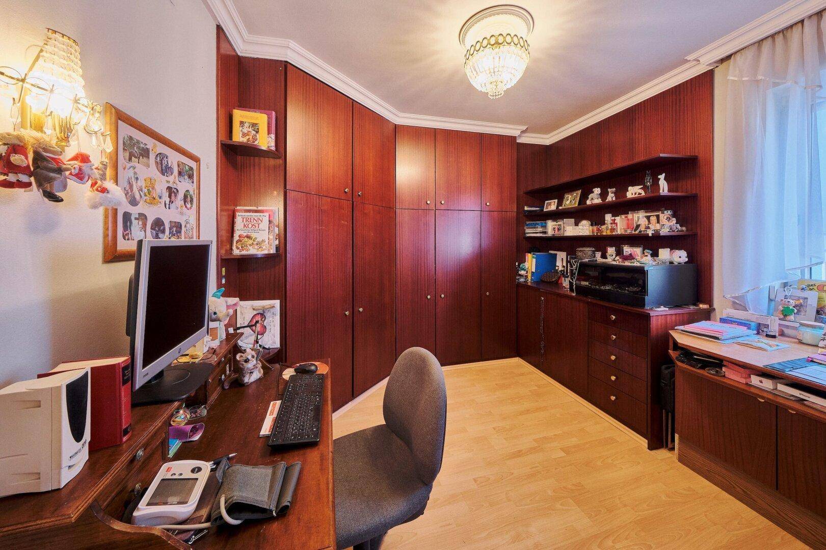 Arbeitszimmer