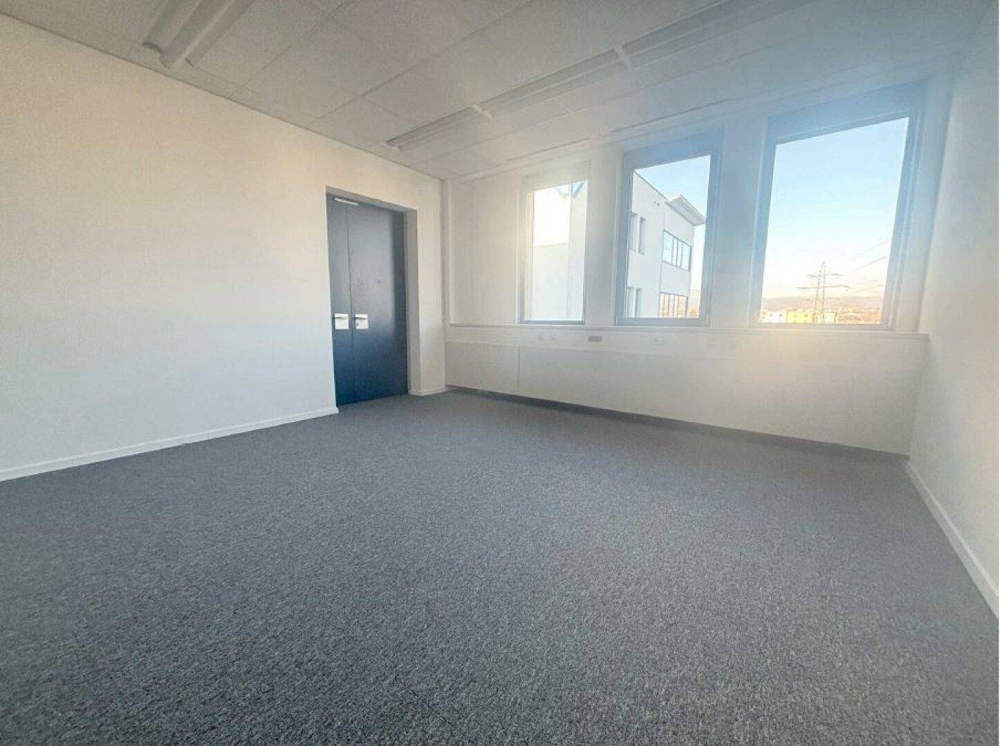 Provisionsfrei! 3 Zimmer Büro! Teeküche und Lager - Widok 4