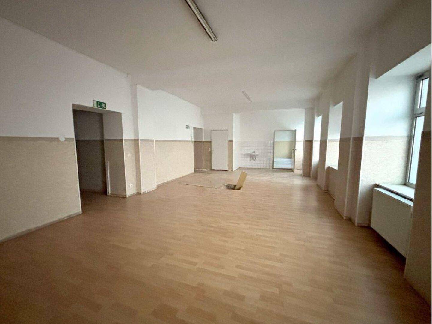 297m² Erdgeschoss - Lagerfläche Nähe Lugner City! - Ansicht 4