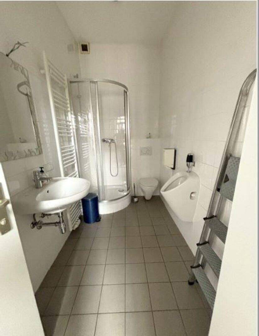 Ideales Baubüro! 102m² beim Elterleinplatz! - Mehr