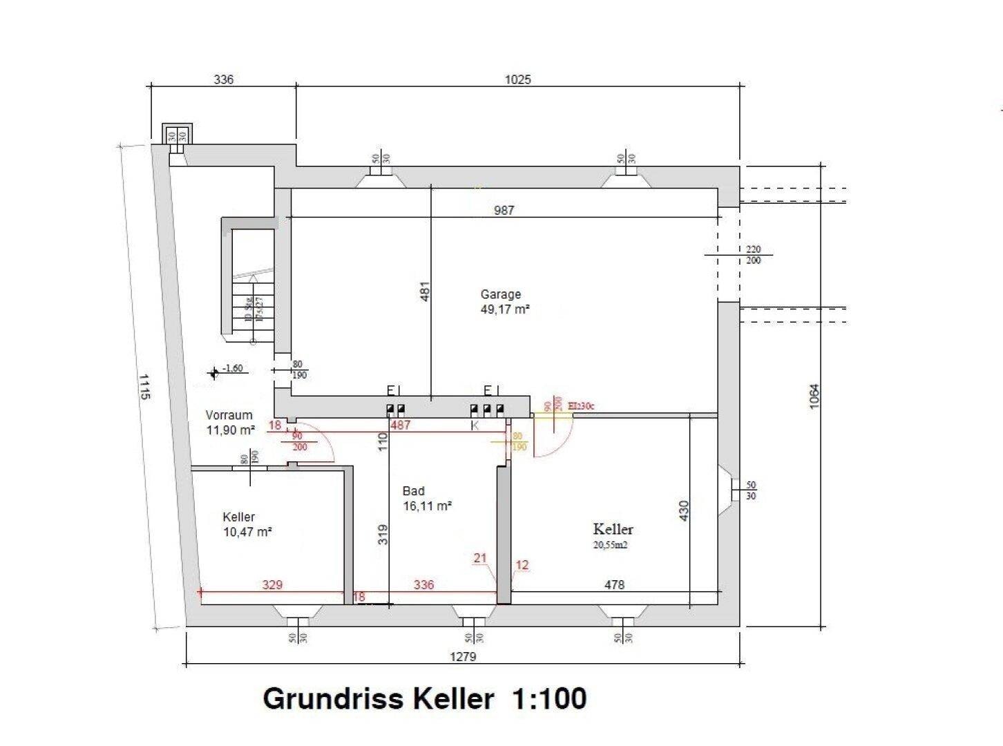 Grundriss des Kellers mit Garage, Vorraum, Bad und Kellerräumen.