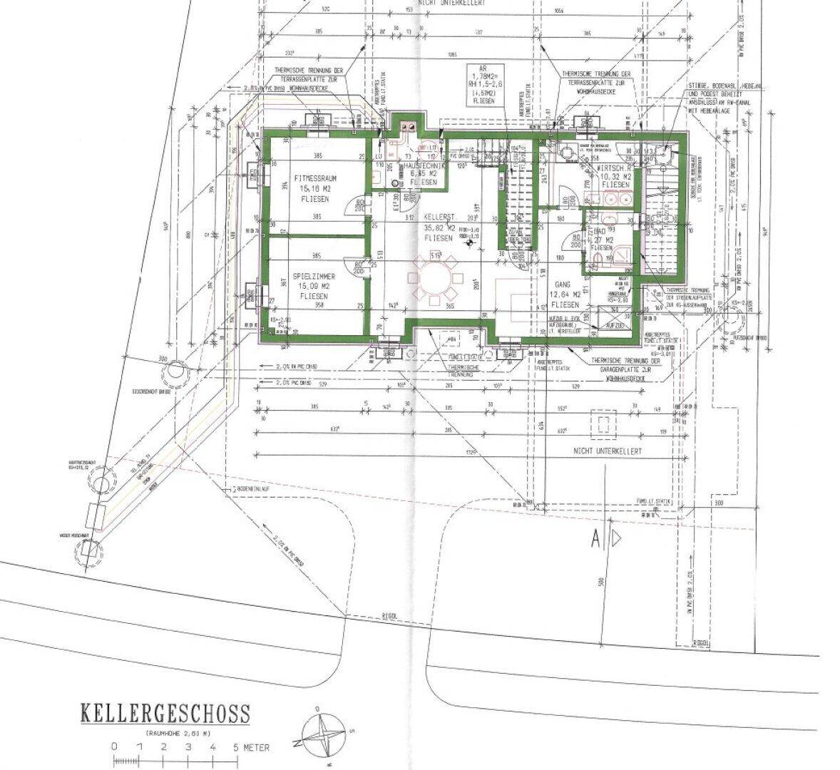 Grundriss des Kellergeschosses mit Fitnessraum und weiteren Nutzflächen.