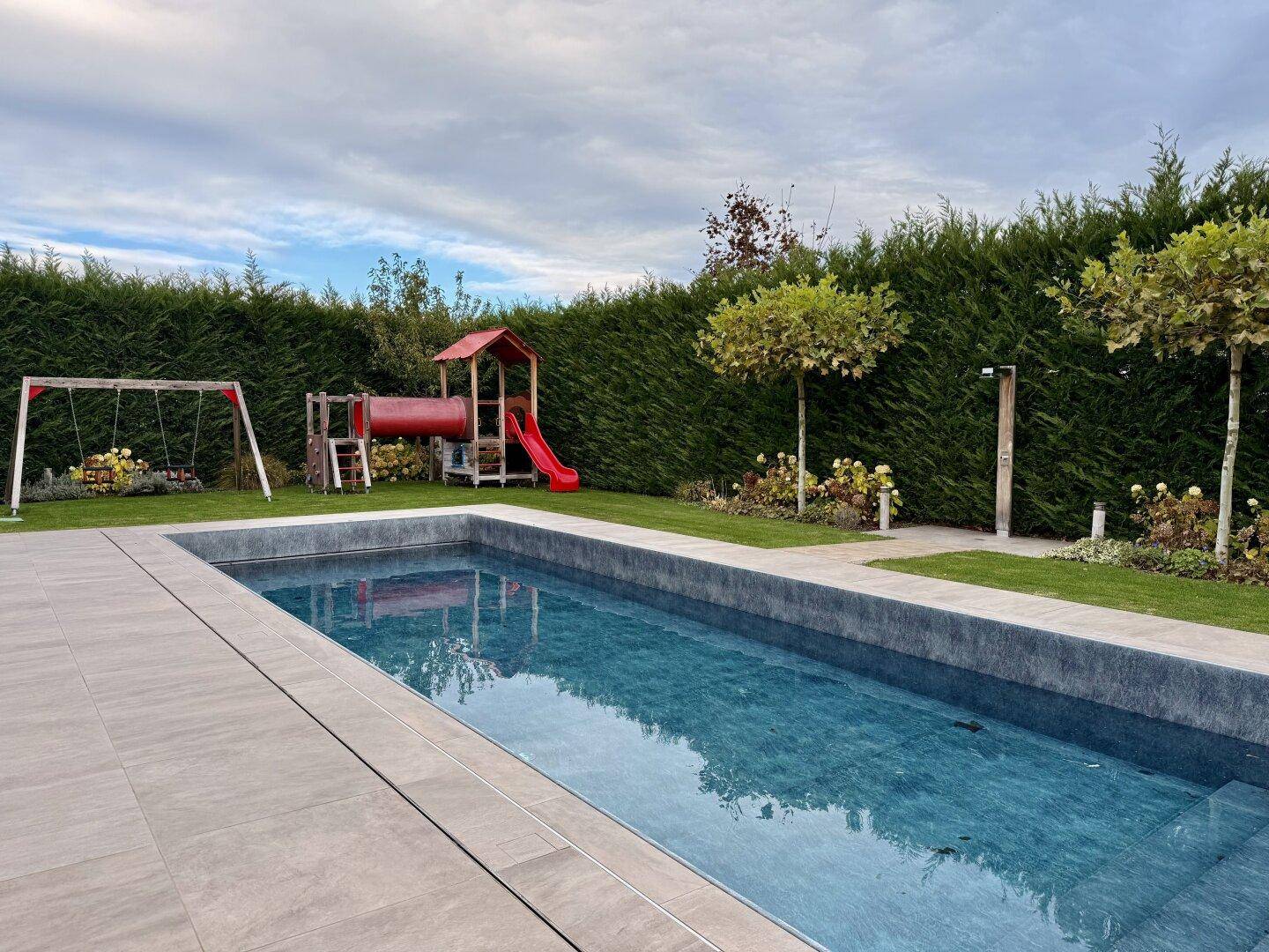 ZWEI LUXUS VILLEN mit POOL auf einem GRÜNDSTÜCK in GOLFCLUB FONTANA!!! ZWEI fur den PREIS von EINEM - Ansicht 4