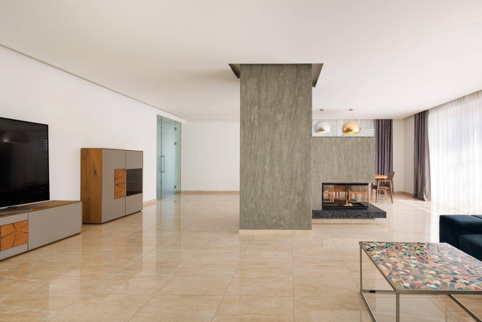 VILLA mit Innenpool und Weinkeller im Golfclub Fontana - Mehr