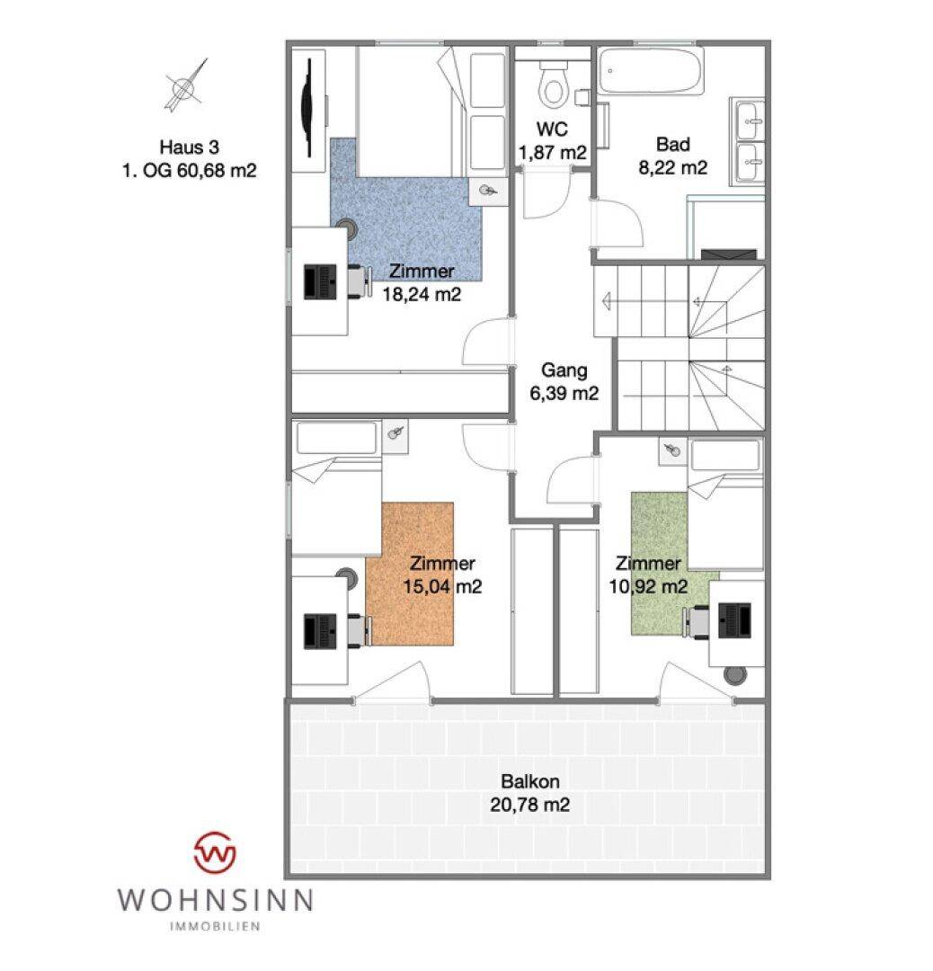 Grundriss des ersten Obergeschosses mit drei Zimmern, Bad, WC und großem Balkon.