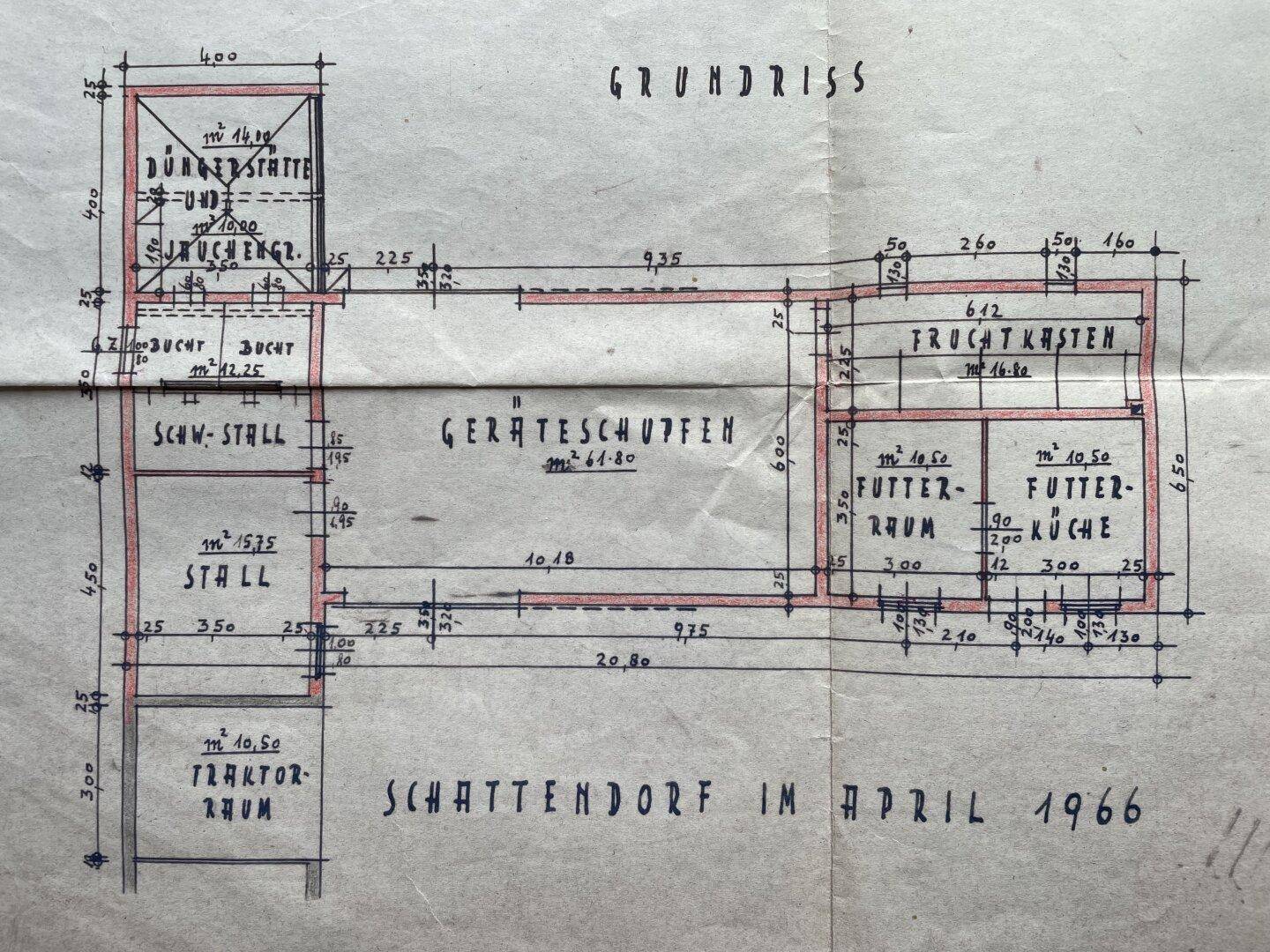 Historischer Grundriss eines landwirtschaftlichen Gebäudes aus dem Jahr 1966.