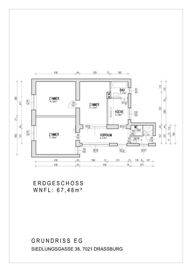Grundriss des Erdgeschosses mit drei Zimmern, Küche, Bad und separatem WC.