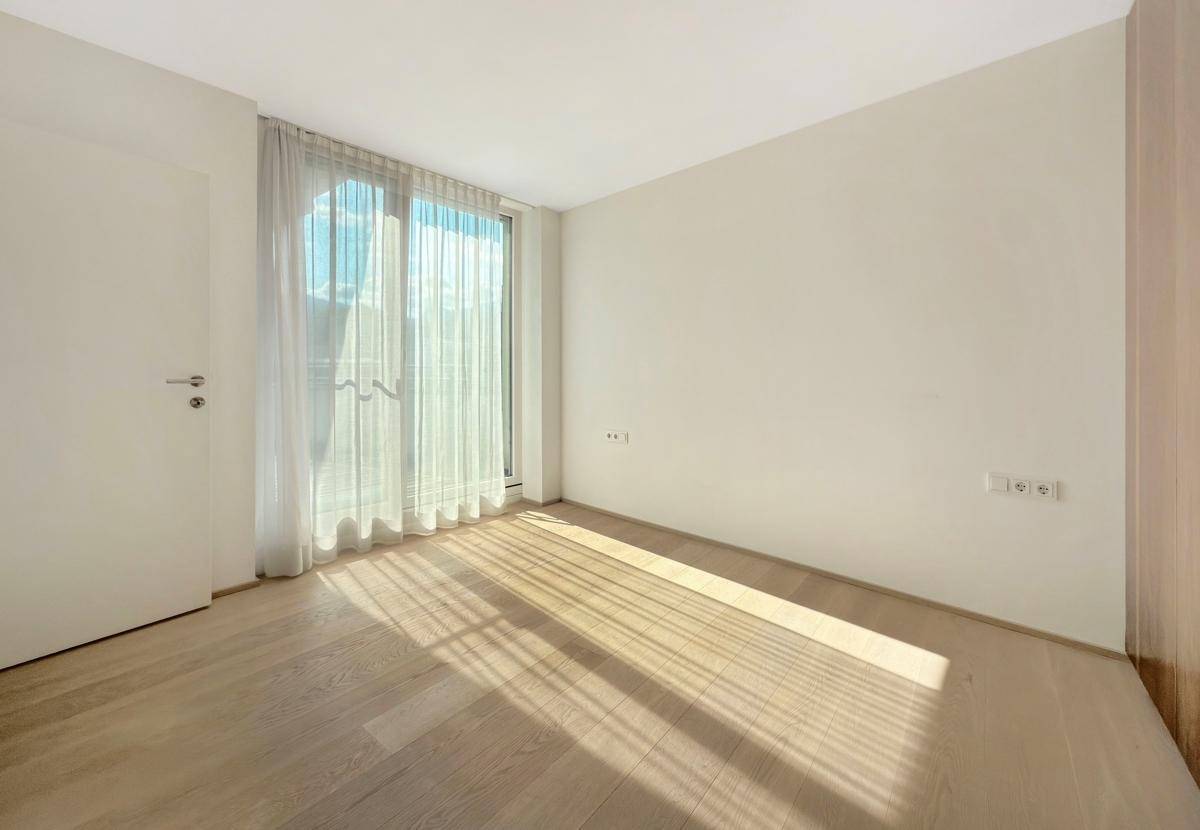 Zimmer I