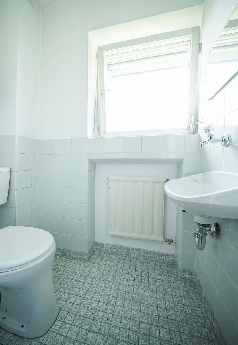 separates WC_mit Fenster