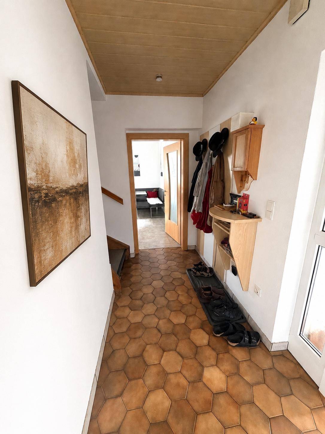 Gepflegtes Einfamilienhaus mit Charme und großzügigem Gartenbereich am Ortsrand – pohled 4