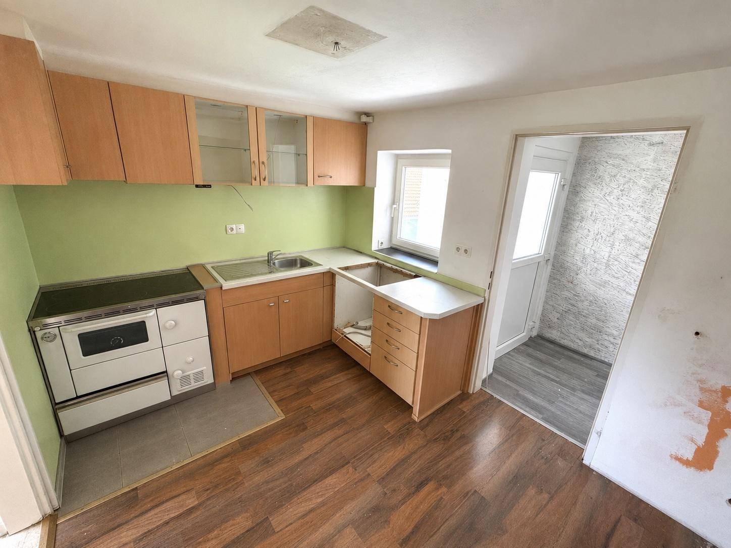 Haus in einzigartiger Ruhelage mit Teich und weitläufigem Grundstück - Ansicht 5