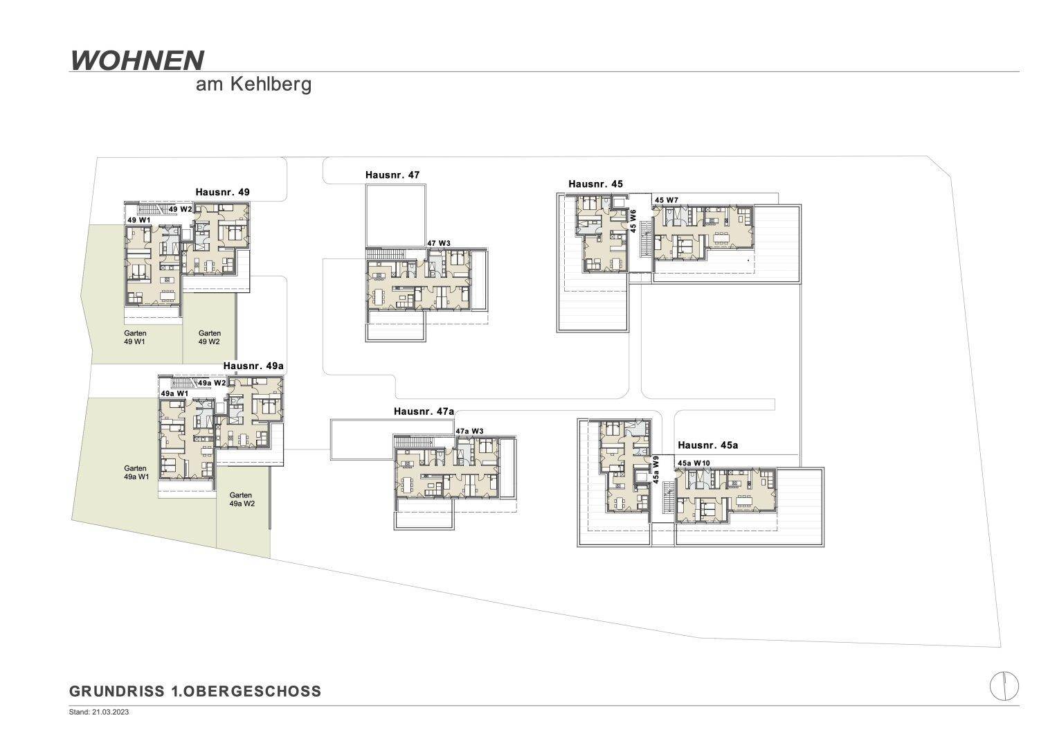 Grundriss des ersten Obergeschosses mit verschiedenen Wohneinheiten und Balkonzugängen.