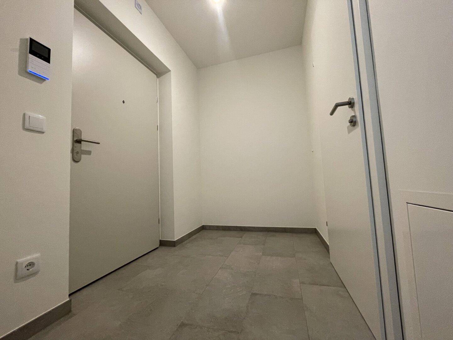Urbaner Wohnkomfort – 2-Zimmer mit Balkon! Ab sofort beziehbar! - Ansicht 4