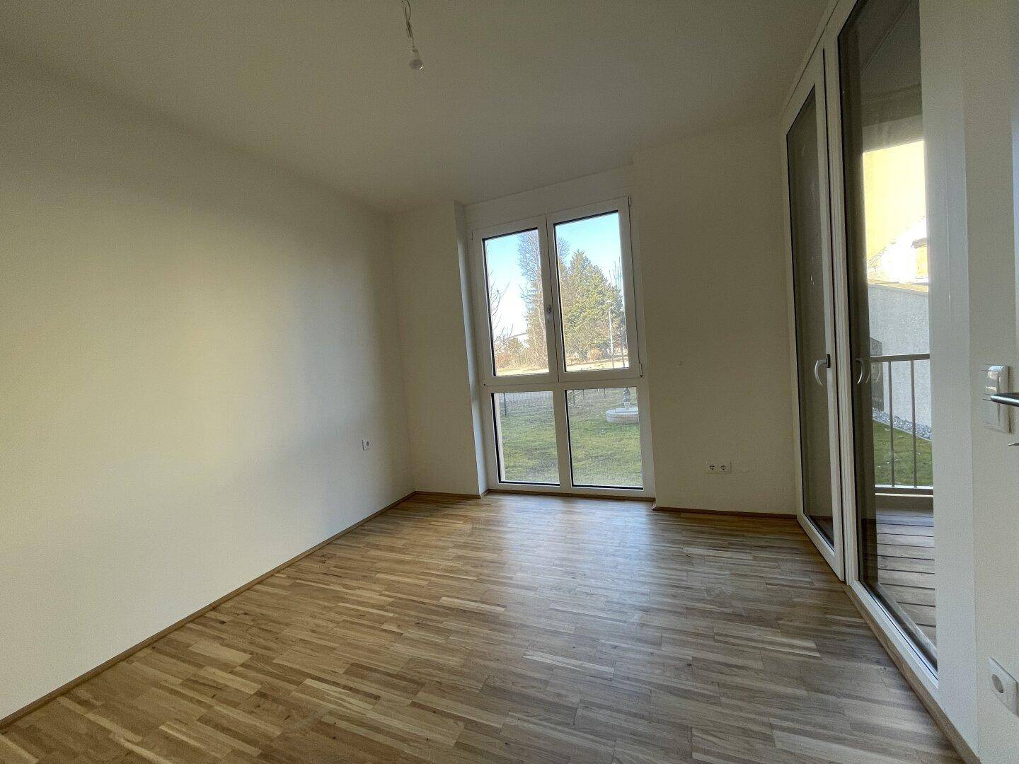 Urbaner Wohnkomfort – 2-Zimmer mit Balkon! Ab sofort beziehbar! - Ansicht 2
