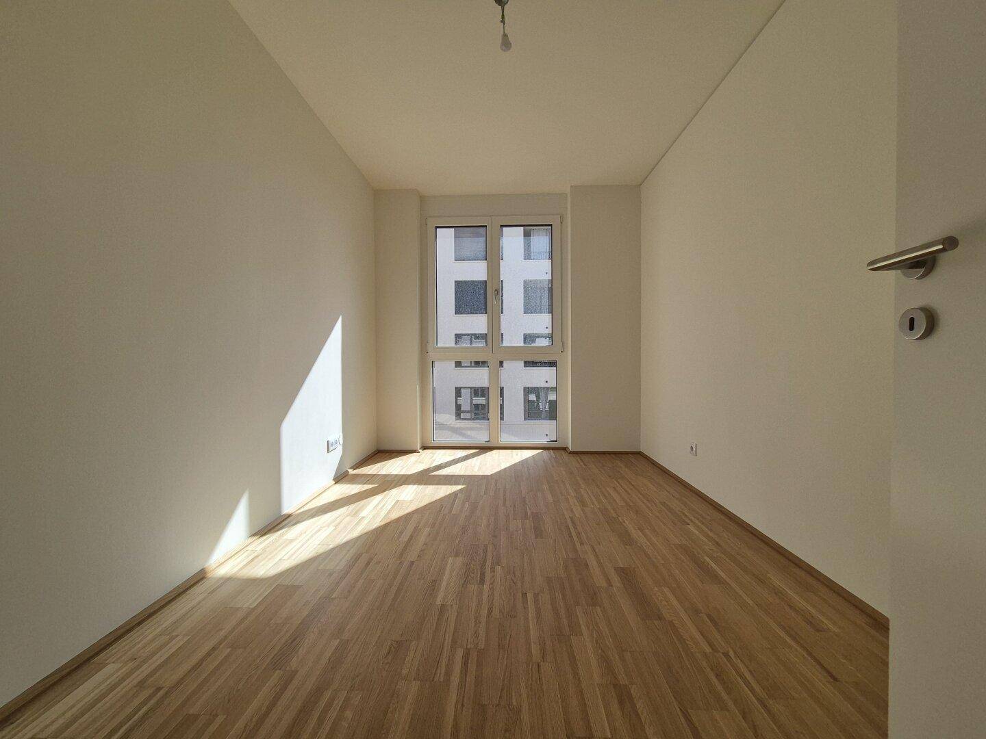 Lichtdurchflutete 3-Zimmer-Wohnung mit Loggia – sofort beziehbar! - Ansicht 5