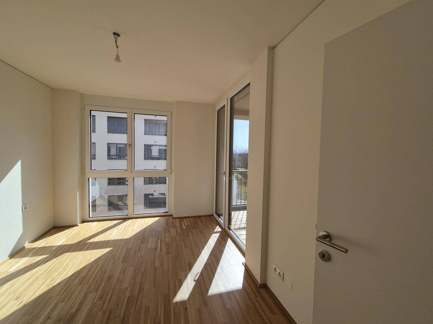 Lichtdurchflutete 3-Zimmer-Wohnung mit Loggia – sofort beziehbar! - Ansicht 4
