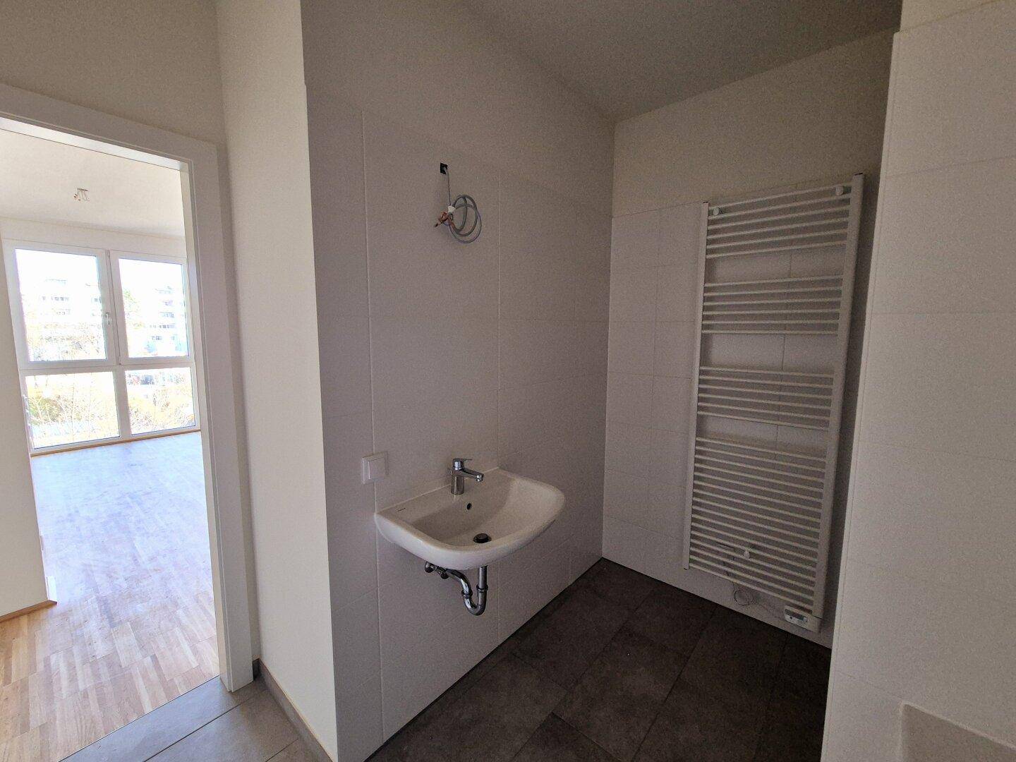 Großzügige 3-Zimmer-Wohnung mit sonnigem Balkon! - Ansicht 5