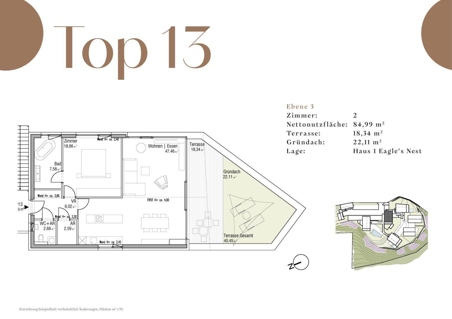 Grundriss der Wohnung Top 13 mit offenem Wohn-Essbereich, Schlafzimmer, Bad und großer Terrasse.
