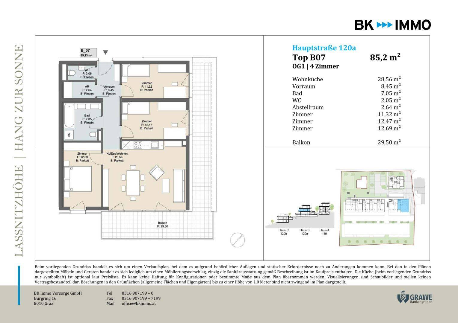 Grundriss einer 4-Zimmer-Wohnung mit großem Balkon und effizienter Raumaufteilung.