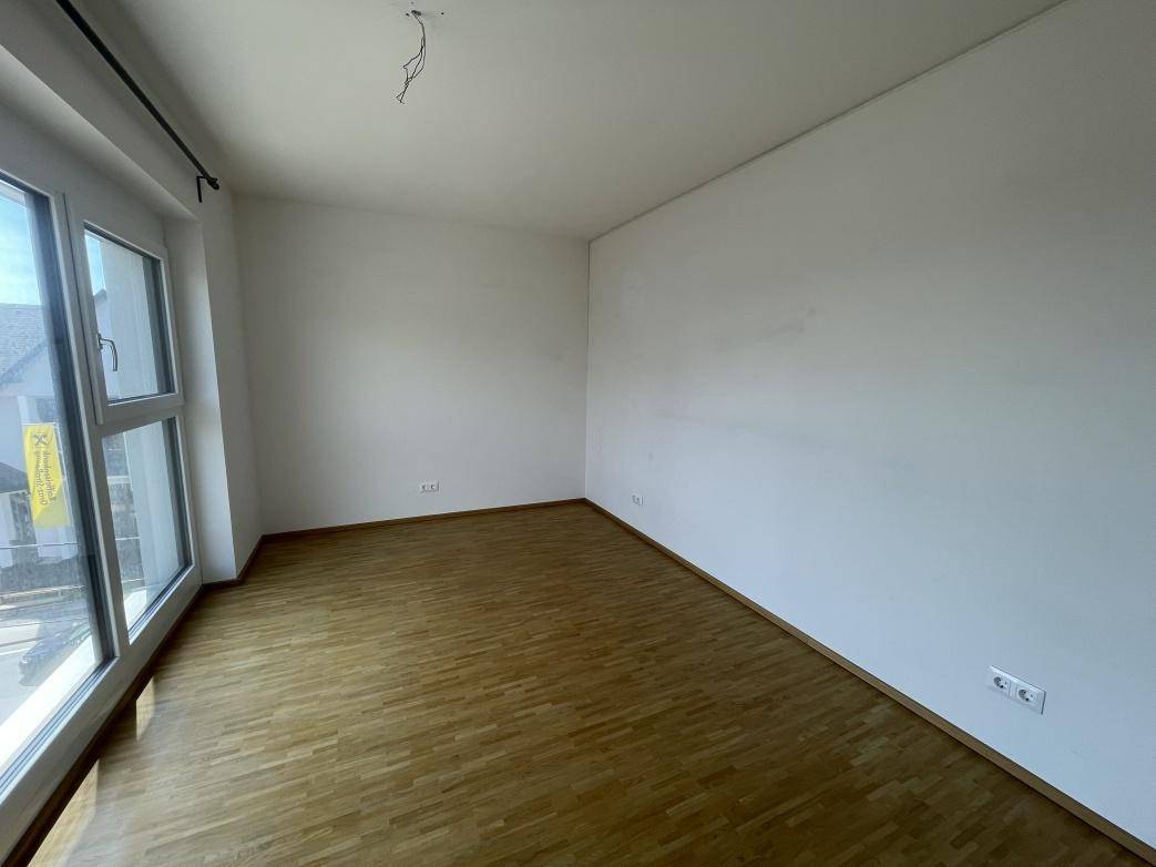 Image00004